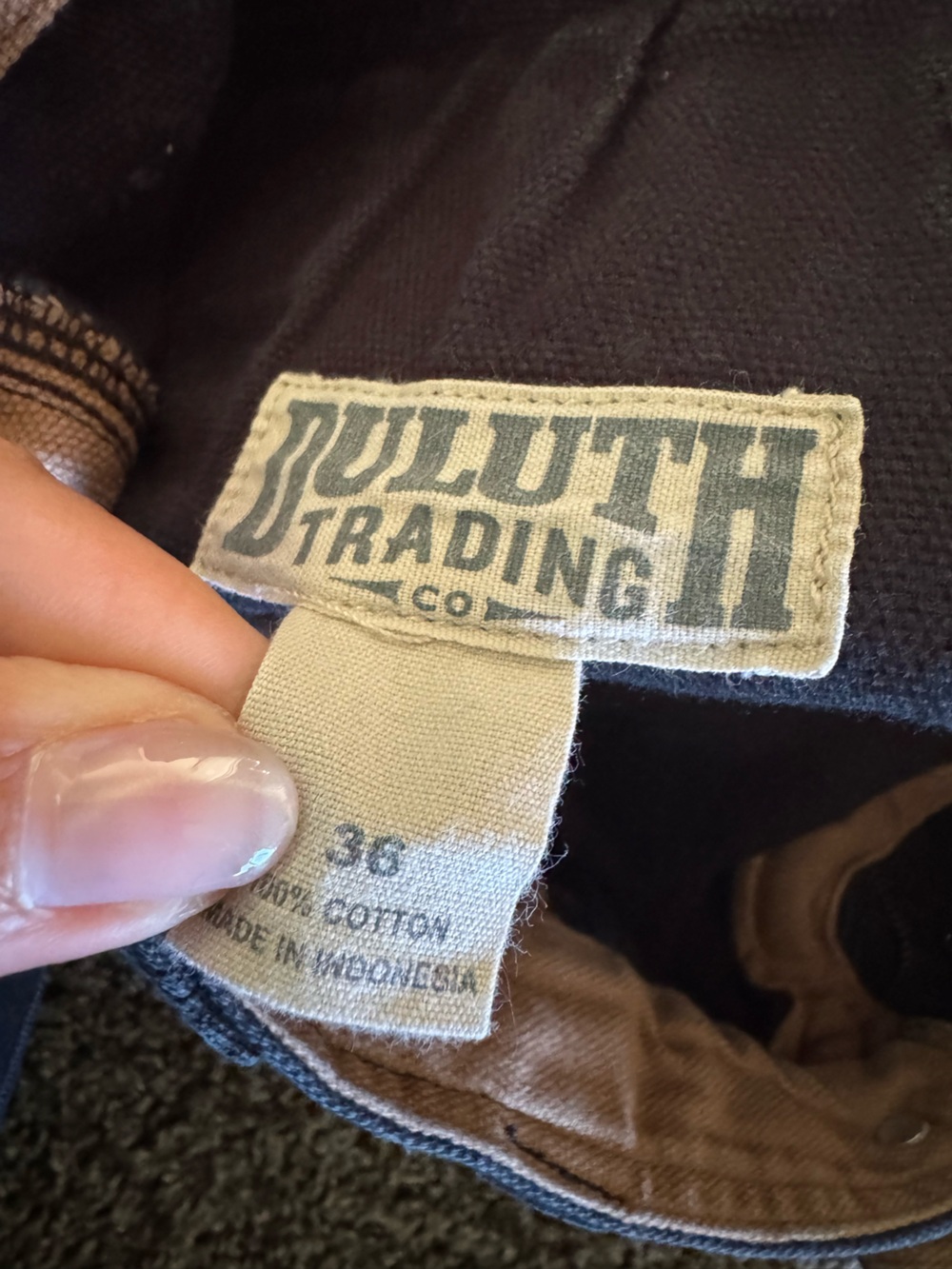 Duluth Trading Co Black Cargo Work Shorts - Picture 3 of 3